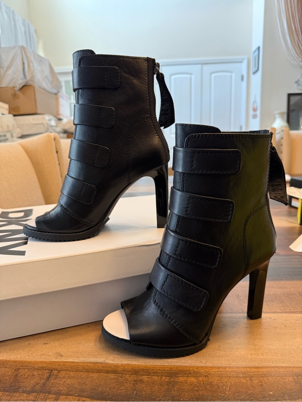 DKNY Women’s Black Leather Strappy Zip Sandal Bootie Stiletto US 8 EU 39